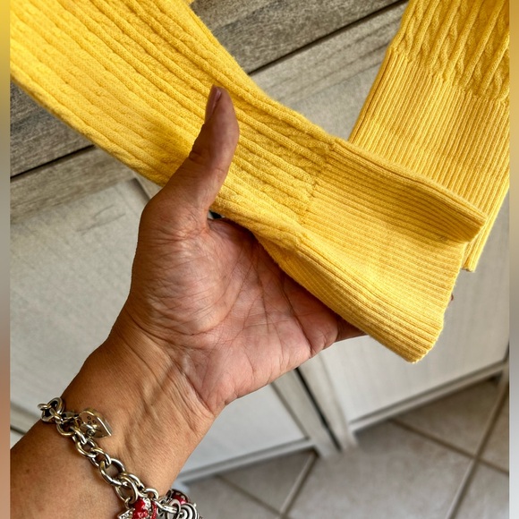 RALPH LAUREN POLO JEANS CO Yellow Long Sleeve Ribbed Fitted Top Women’s Medium - Picture 6 of 9